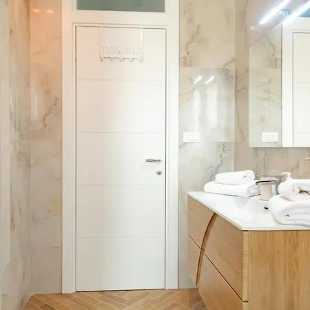 Silenziosa Oasi Moderna Appio Latino Apartment Rom