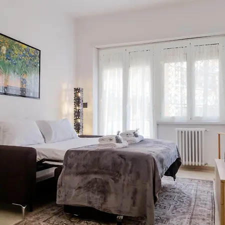 Apartment Silenziosa Oasi Moderna Appio Latino *