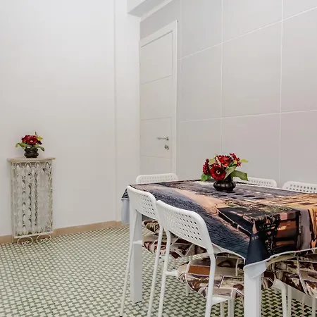 Silenziosa Oasi Moderna Appio Latino Apartment Rom
