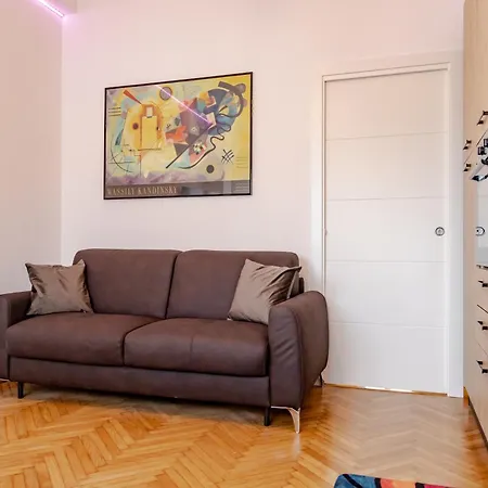 Apartment Silenziosa Oasi Moderna Appio Latino